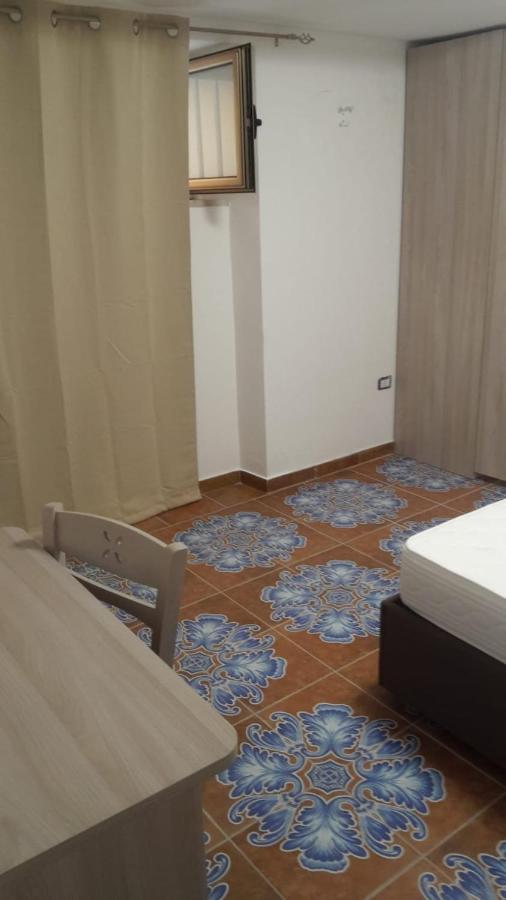 Nuova Aurora Rent Rooms Роккалумера Экстерьер фото