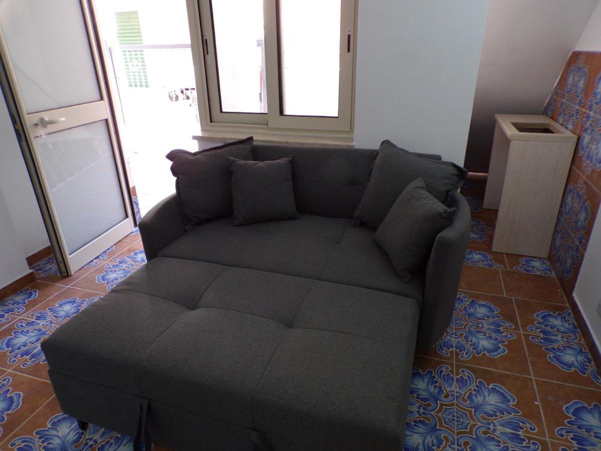 Nuova Aurora Rent Rooms Роккалумера Экстерьер фото