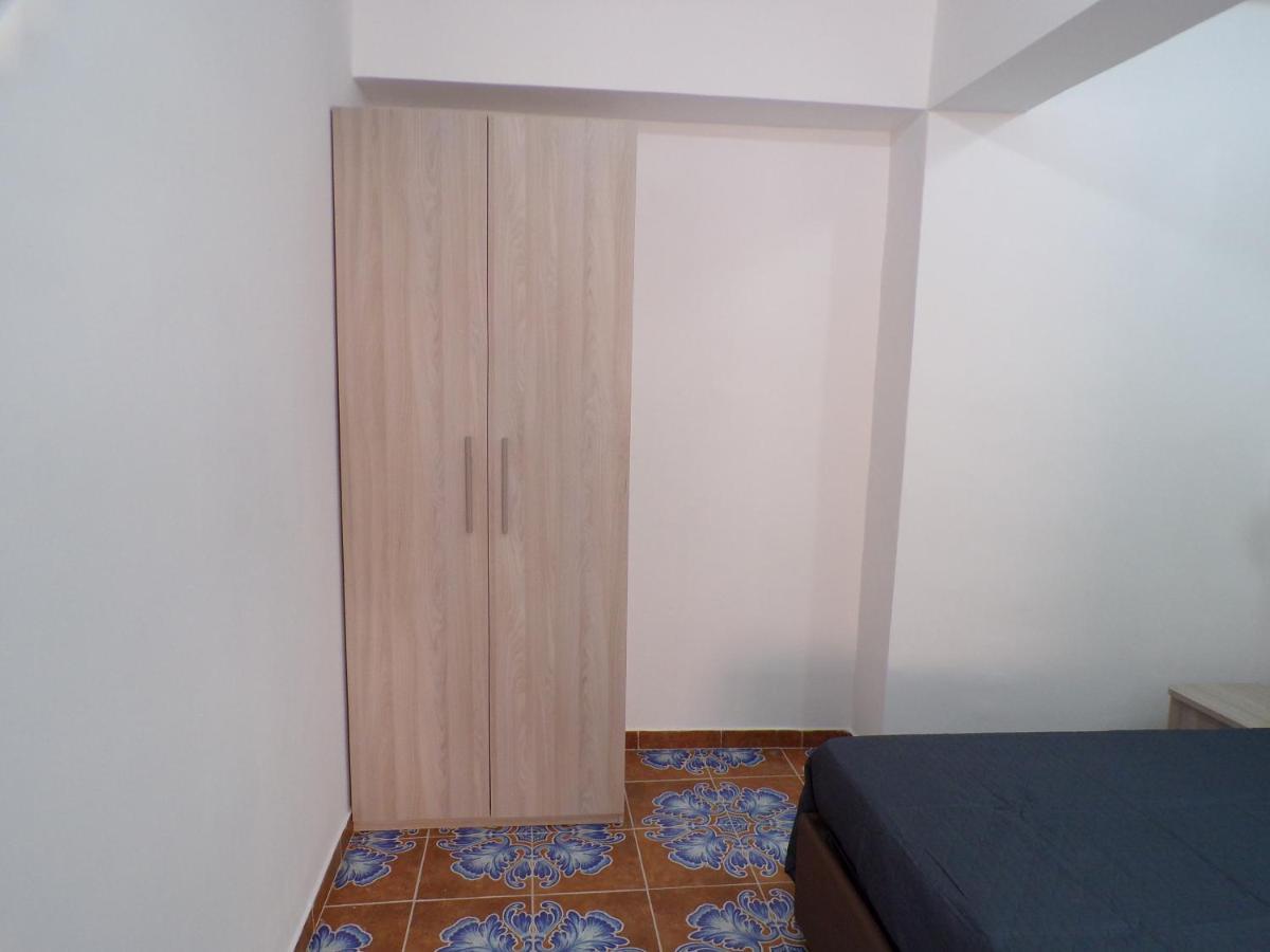 Nuova Aurora Rent Rooms Роккалумера Экстерьер фото